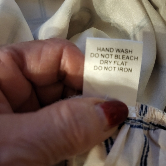 NWT Lumiere Small Urban Outfitters plaid pink and blue - Picture 11 of 11